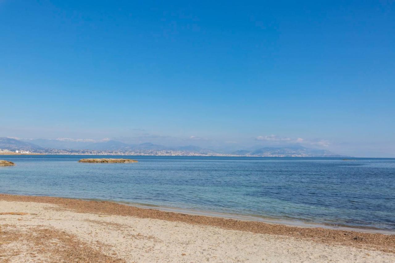 Seafront One Bedroom Apartment With A Terrasse Swimming Pool And A Parking Antibes Ngoại thất bức ảnh