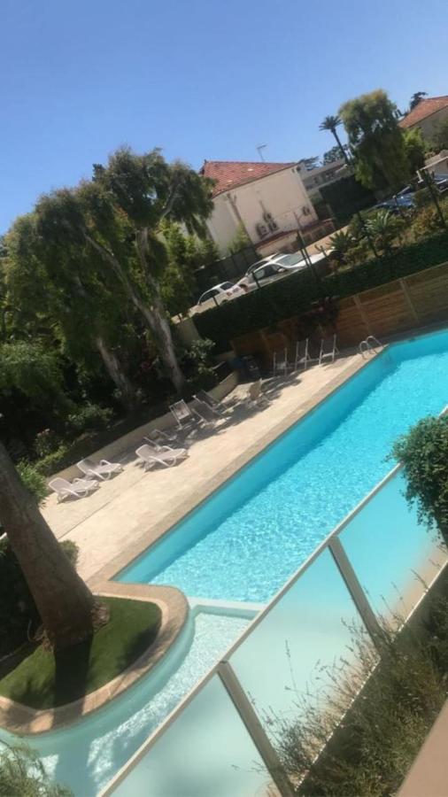 Seafront One Bedroom Apartment With A Terrasse Swimming Pool And A Parking Antibes Ngoại thất bức ảnh