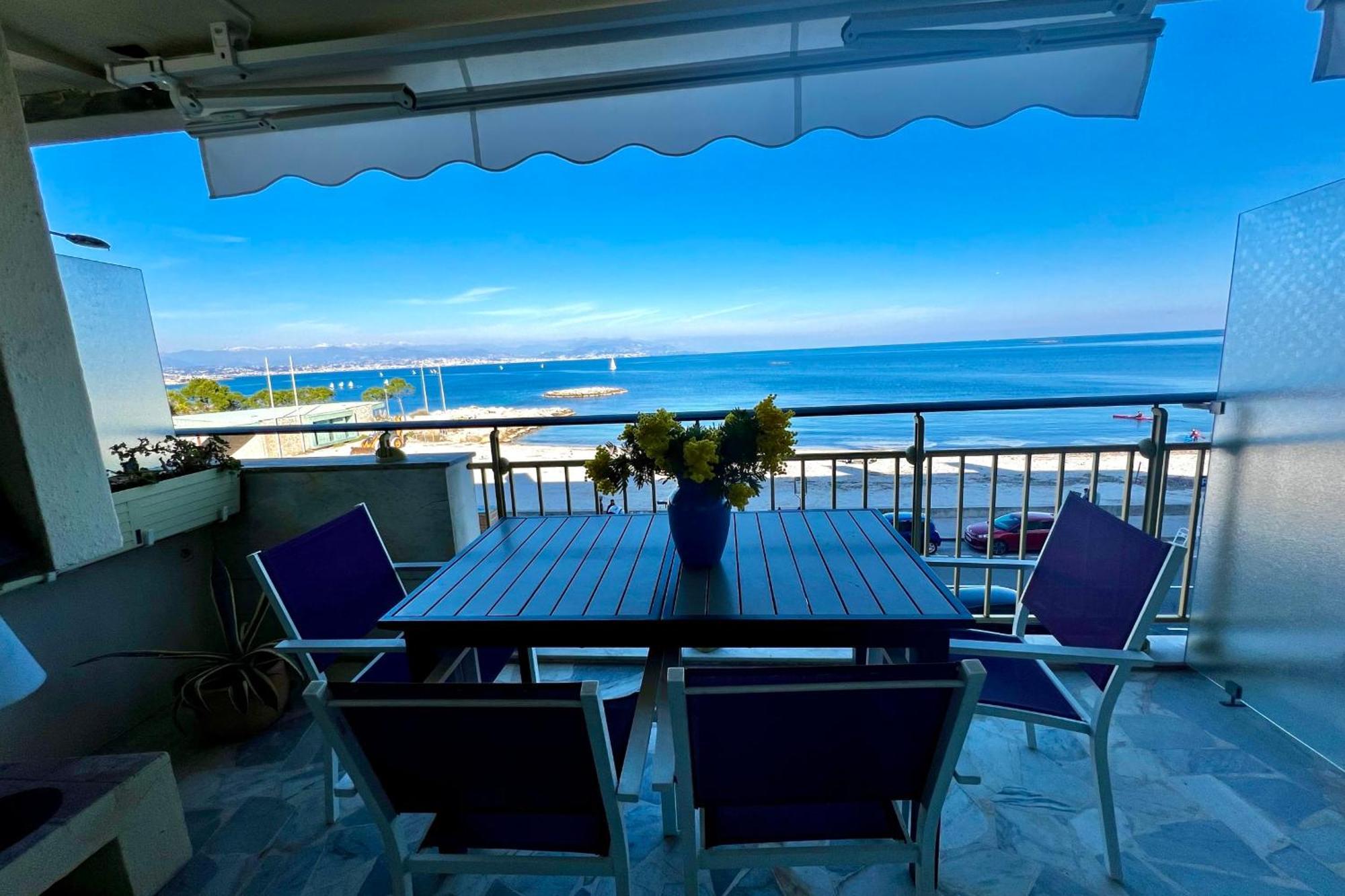 Seafront One Bedroom Apartment With A Terrasse Swimming Pool And A Parking Antibes Ngoại thất bức ảnh